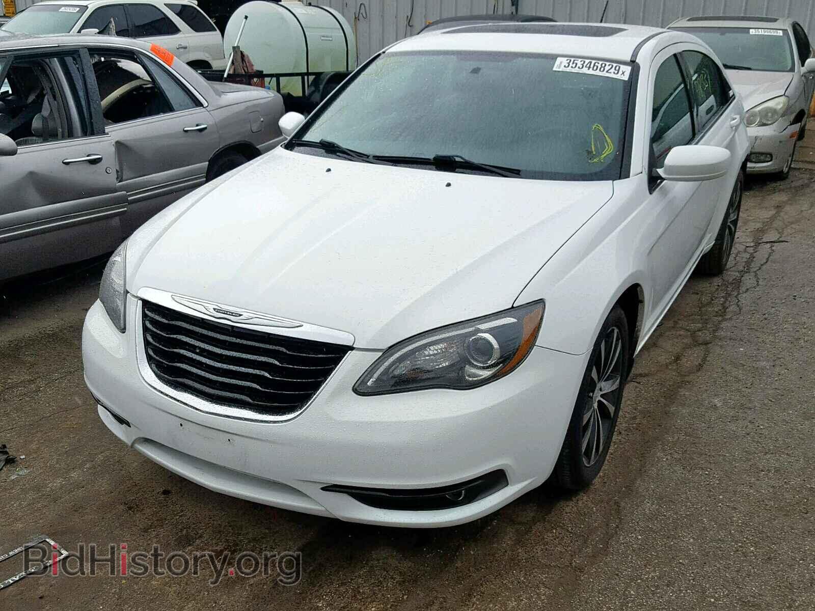 2012 CHRYSLER 200 - VIN: 1C3CCBHGXCN189687 - Фото 2