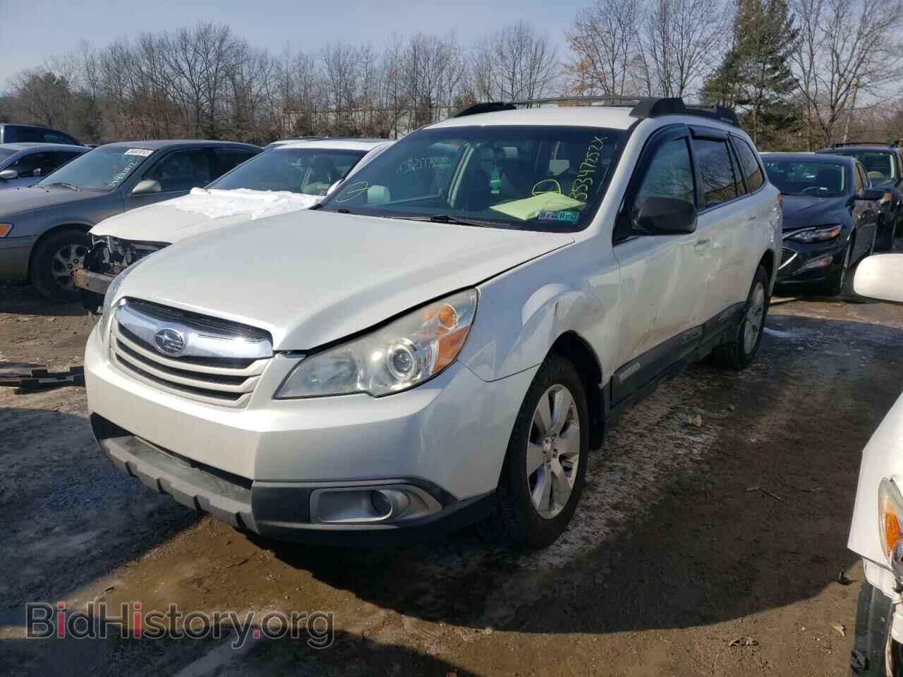 2011 SUBARU OUTBACK - VIN: 4S4BRBCC6B3358992 - Photo 2