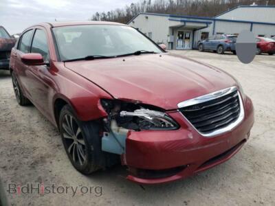 2013 Chrysler 200 200 Tourin, красный — VIN 1C3CCBBB2DN701134, Copart