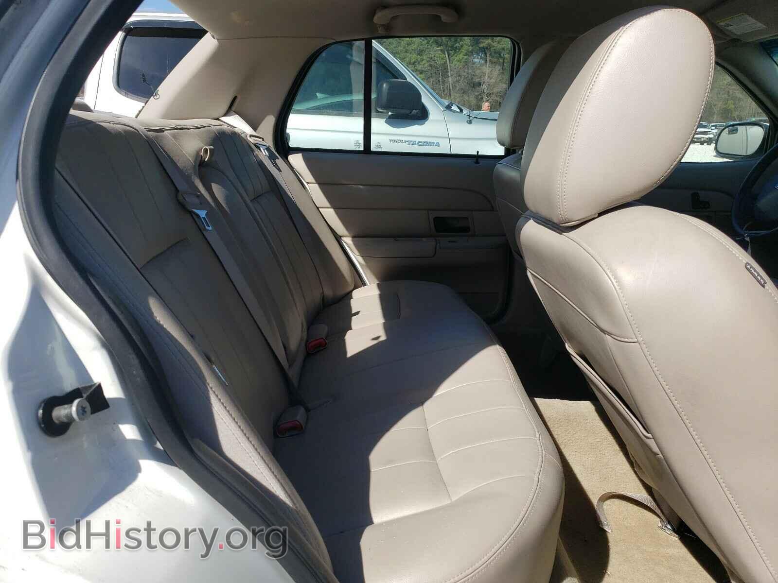 2011 FORD CROWN VIC - VIN: 2FABP7EV0BX174775 - Фото 6