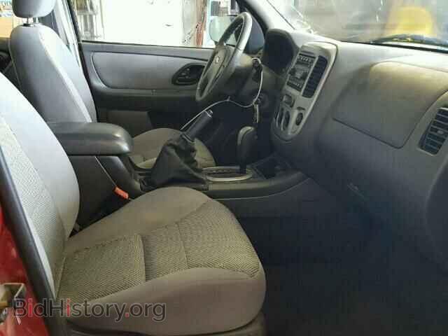 2005 FORD ESCAPE - VIN: 1FMYU93125DA03977 - Фото 5