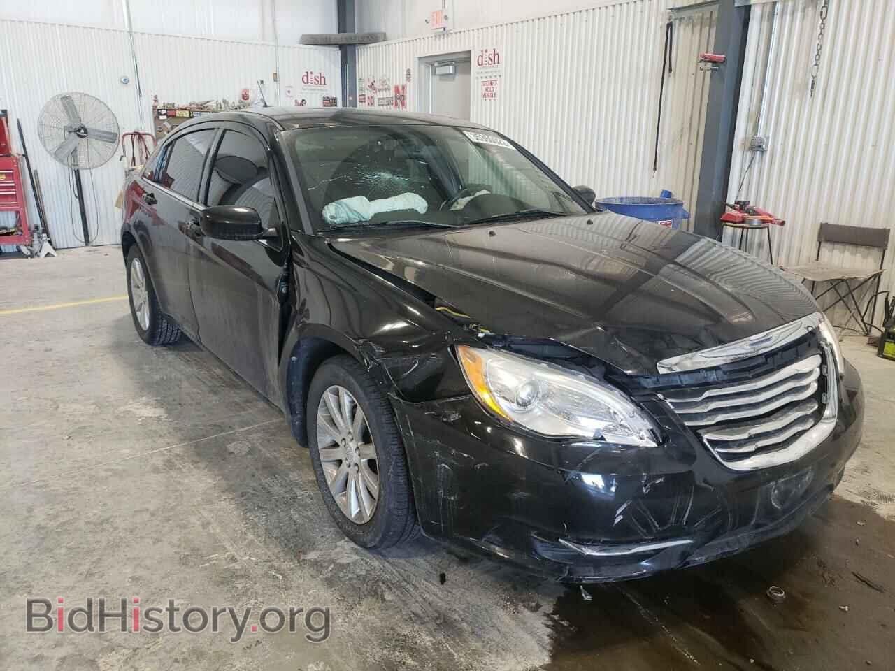 Photo 1C3BC1FB9BN522862 - CHRYSLER 200 2011