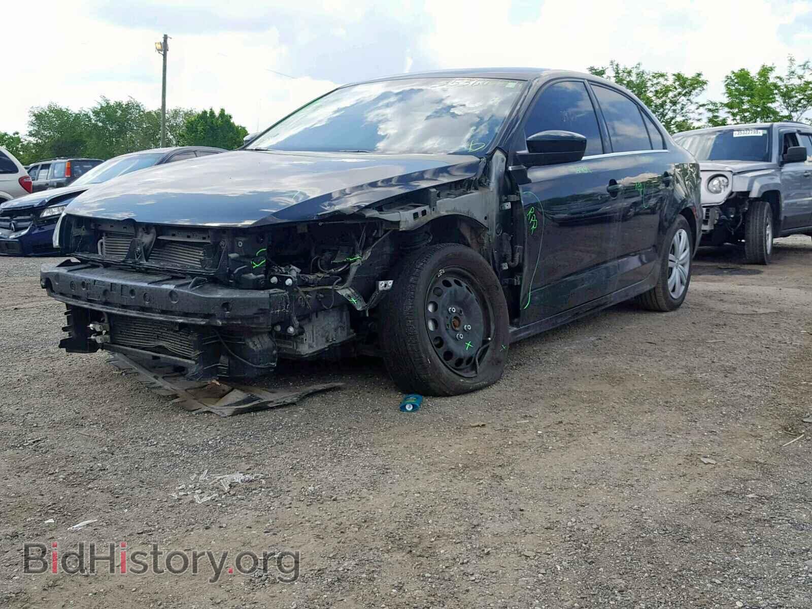 2017 VOLKSWAGEN JETTA - VIN: 3VW2B7AJ1HM271092 - Photo 2