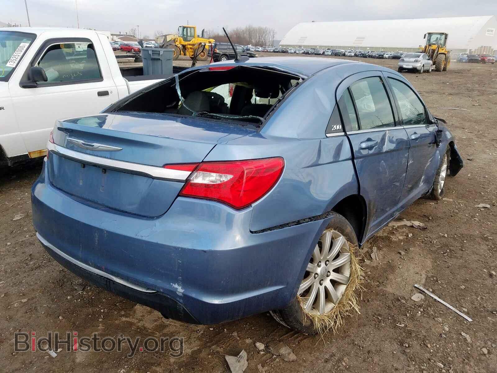 2011 CHRYSLER 200 - VIN: 1C3BC1FB6BN606556 - Фото 4