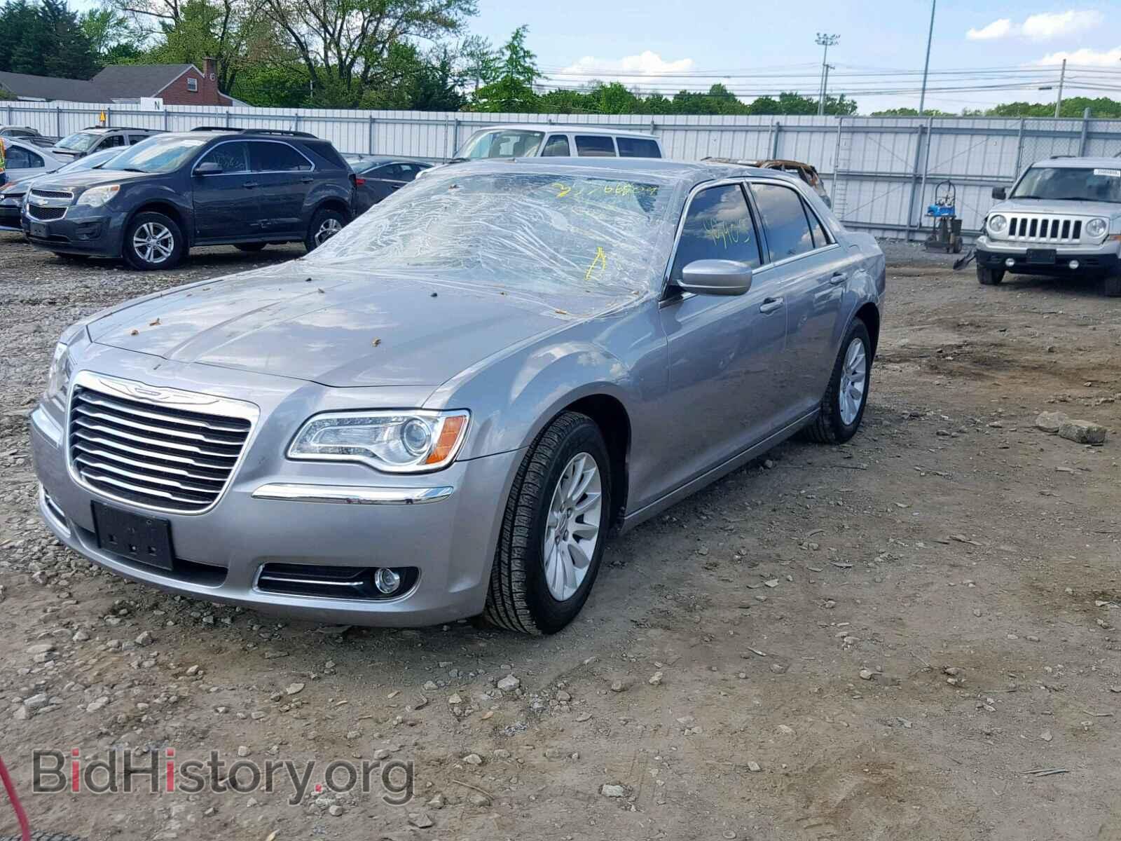 2014 CHRYSLER 300 - VIN: 2C3CCAAG9EH355312 - Фото 2
