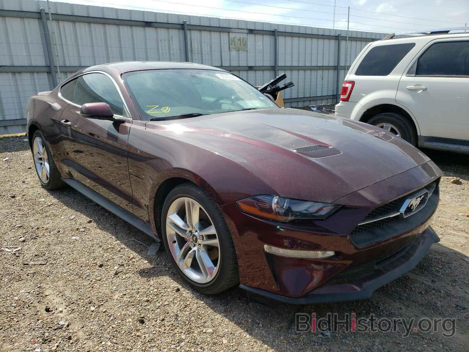 Photo 1FA6P8TH2J5182932 - FORD MUSTANG 2018