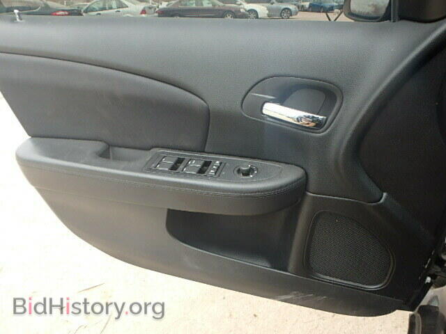 2013 CHRYSLER 200 - VIN: 1C3CCBBB7DN570220 - Фото 10