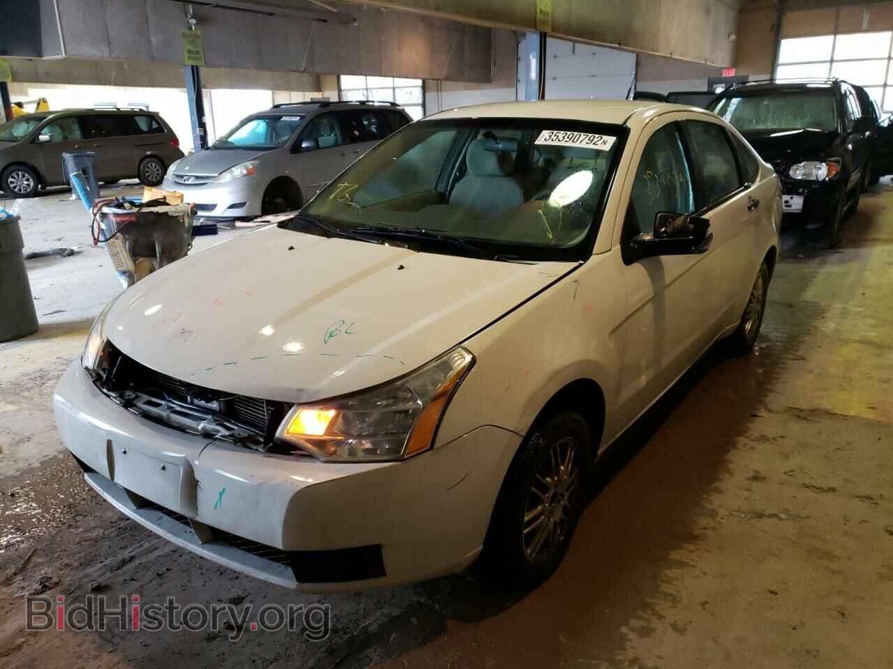 2010 FORD FOCUS - VIN: 1FAHP3FN5AW297239 - Photo 2