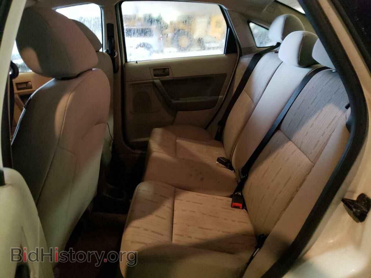 2010 FORD FOCUS - VIN: 1FAHP3FN5AW297239 - Photo 6