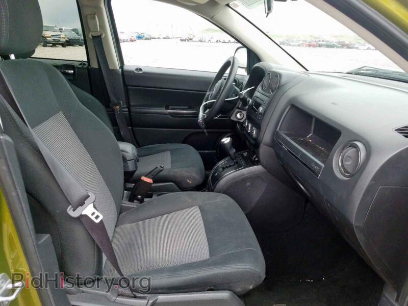 2012 Jeep COMPASS (VIN 1C4NJDBB0CD559022) — photo 5 of 10
