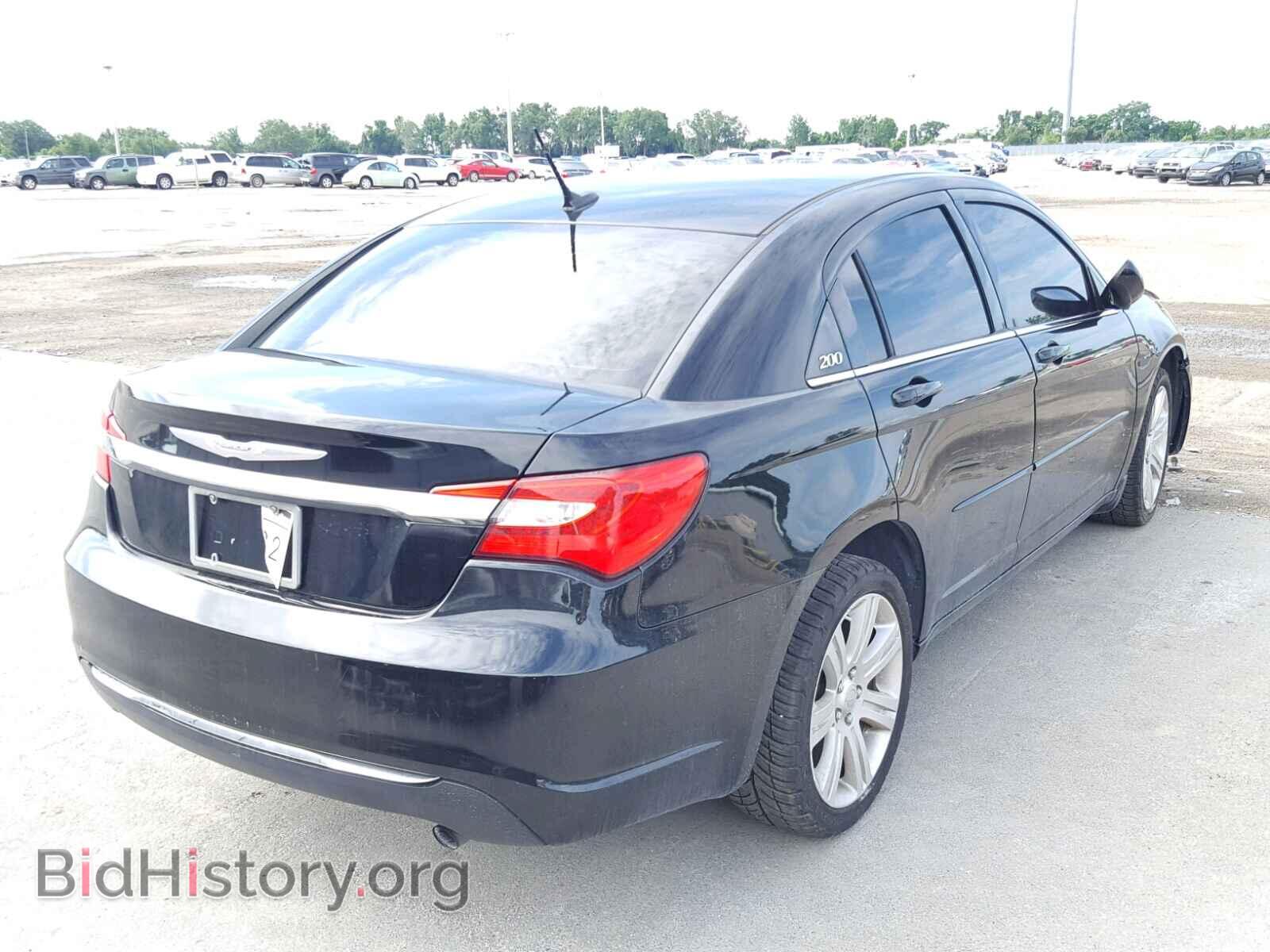 2013 CHRYSLER 200 - VIN: 1C3CCBBB7DN656059 - Photo 4