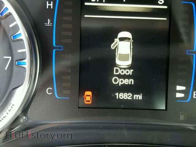 2016 CHRYSLER 200 - VIN: 1C3CCCAB9GN182966 - Фото 8