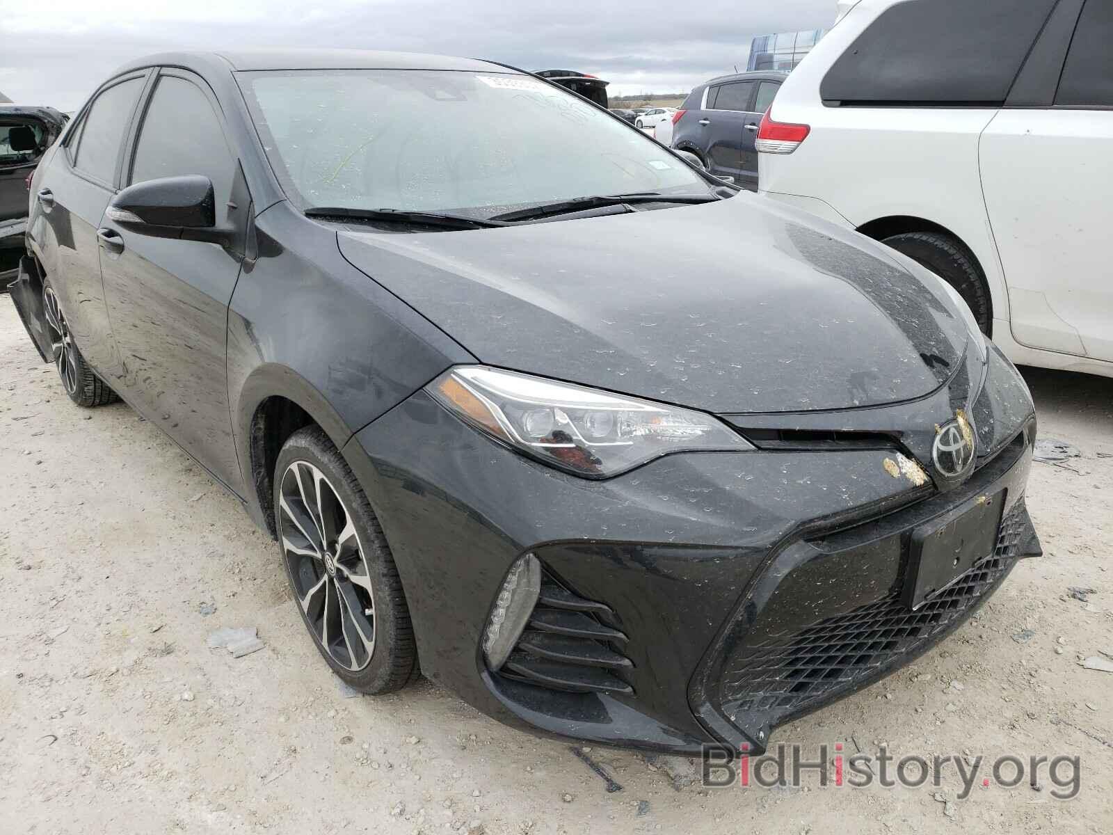 Photo 5YFBURHE0JP763080 - TOYOTA COROLLA 2018