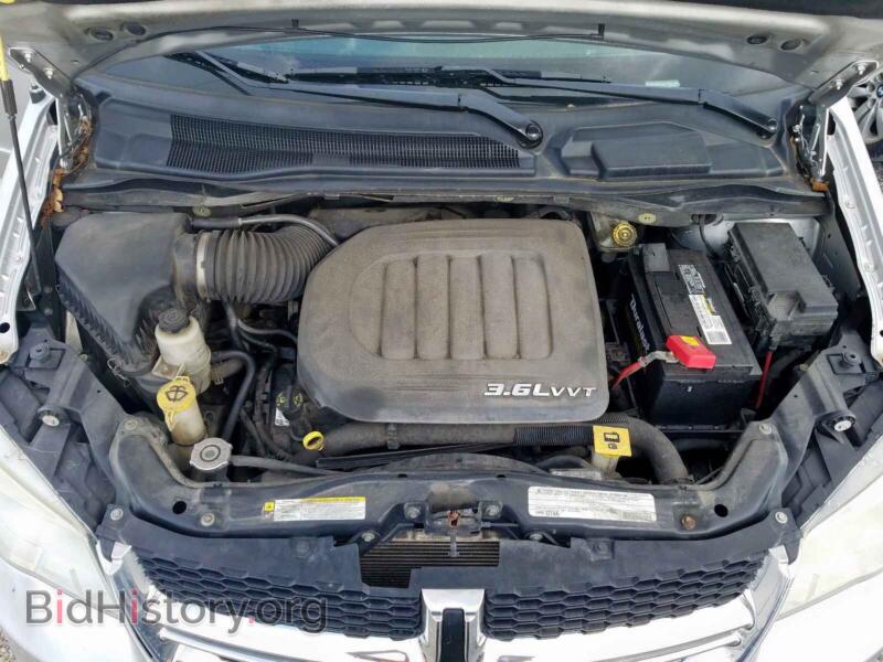 2011 Dodge CARAVAN (VIN 2D4RN4DG4BR672386) — фото 7 из 10