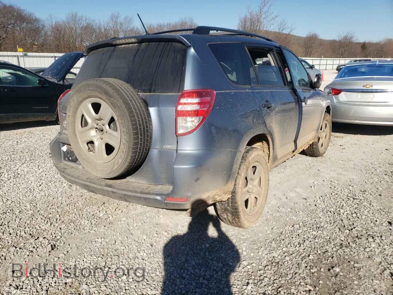 2011 TOYOTA RAV4 - VIN: 2T3BF4DV8BW143040 - Фото 4