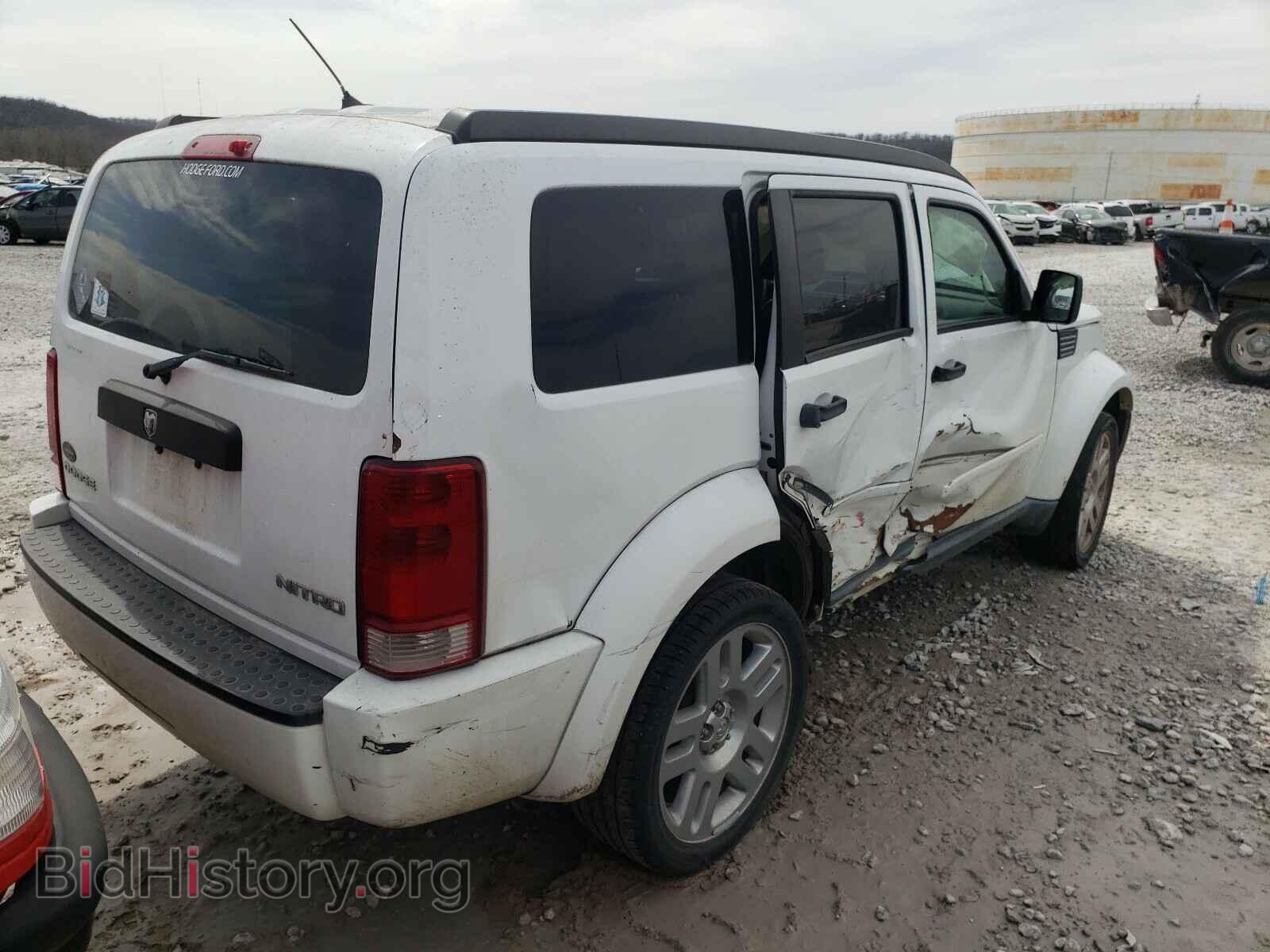 2011 DODGE NITRO - VIN: 1D4PT4GK2BW589818 - Photo 4