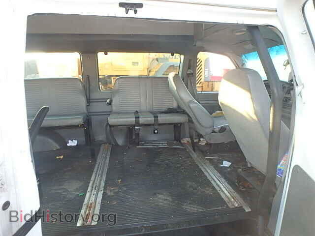 2006 Ford ECONOLINE (VIN 1FTNE24W86DA06373) — фото 6 из 10