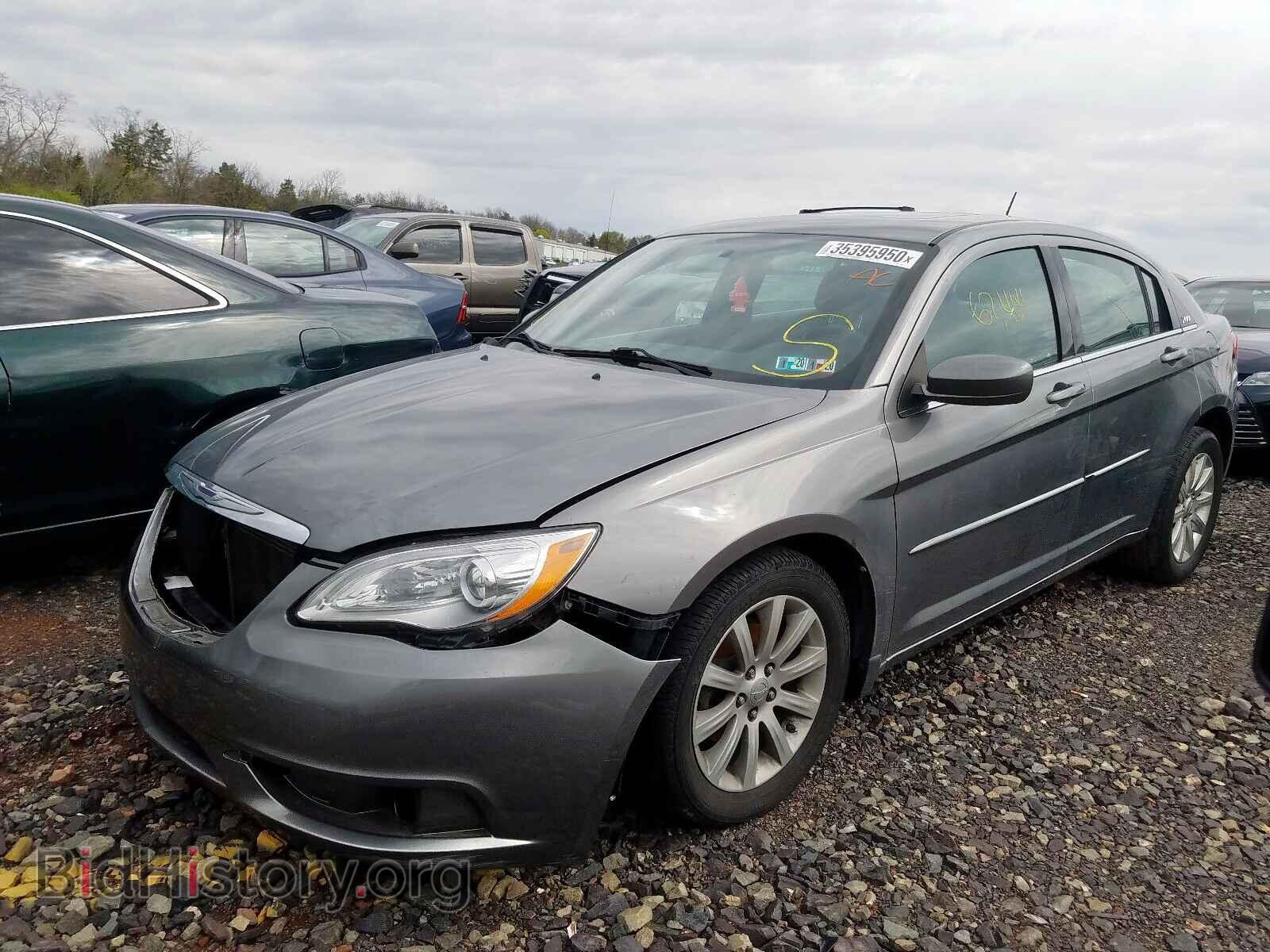 2013 CHRYSLER 200 - VIN: 1C3CCBBG6DN703819 - Фото 2