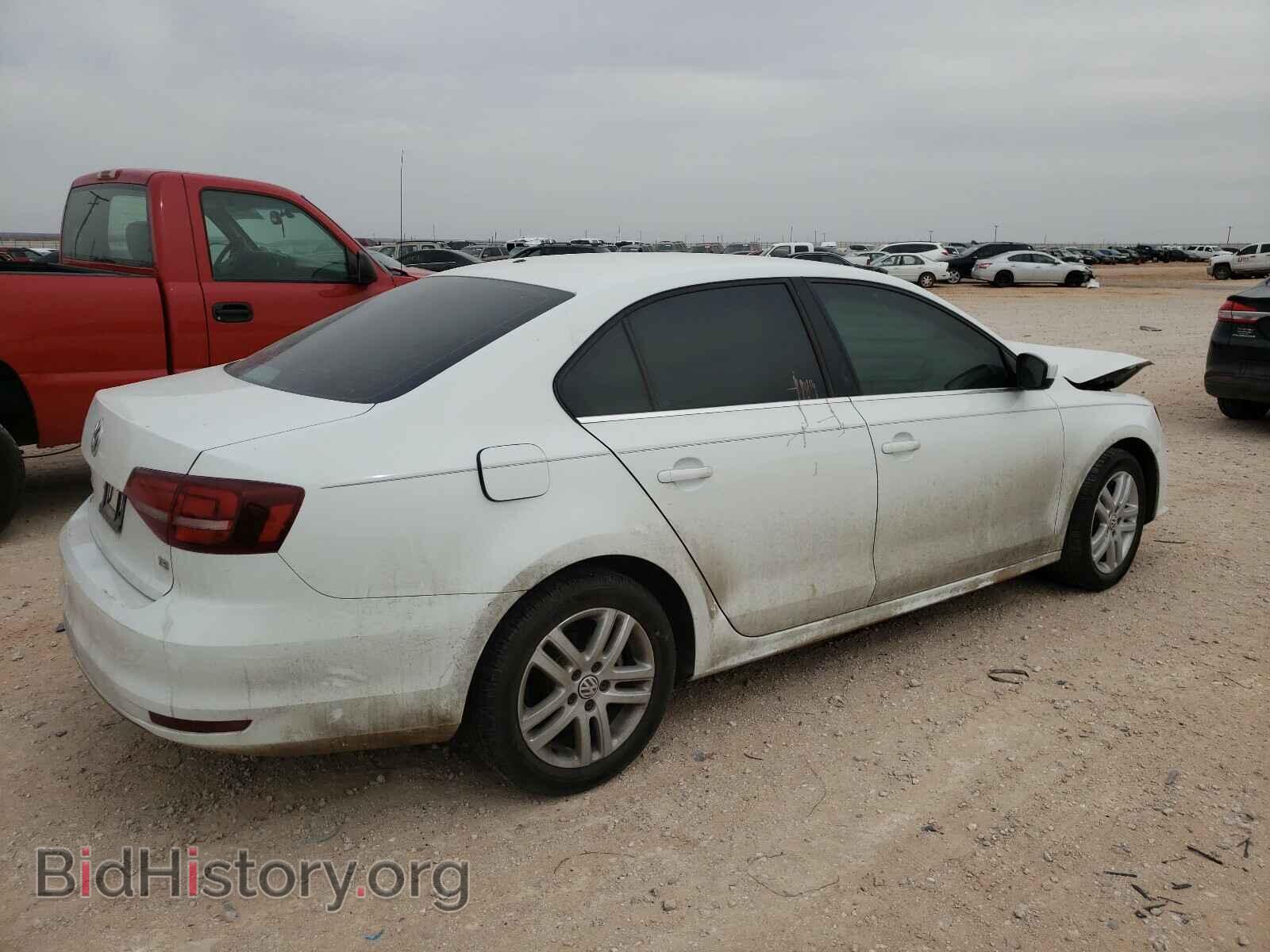 2017 VOLKSWAGEN JETTA - VIN: 3VW2B7AJ3HM222007 - Фото 4
