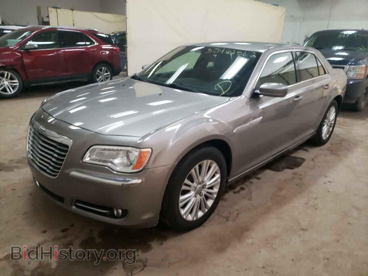 2014 CHRYSLER 300 - VIN: 2C3CCARG7EH323236 - Фото 2