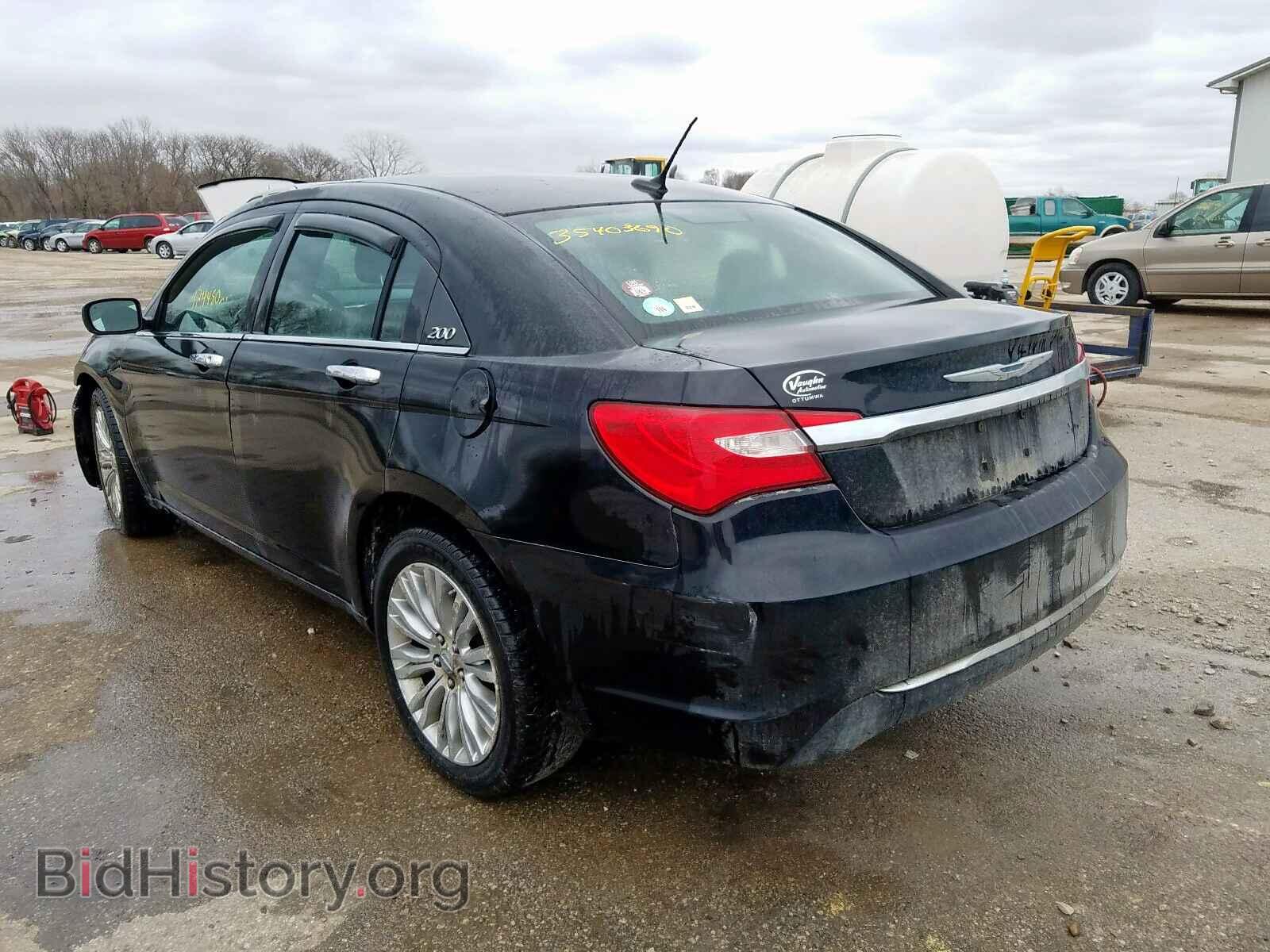 2012 CHRYSLER 200 - VIN: 1C3CCBCB0CN205584 - Фото 3