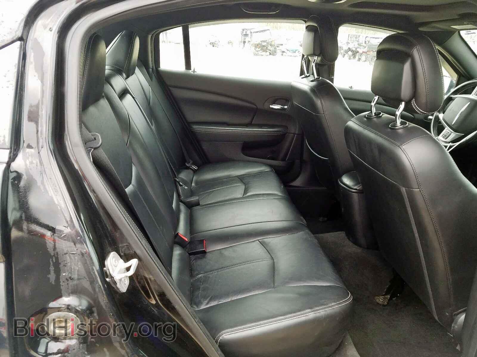 2012 CHRYSLER 200 - VIN: 1C3CCBCB0CN205584 - Фото 6