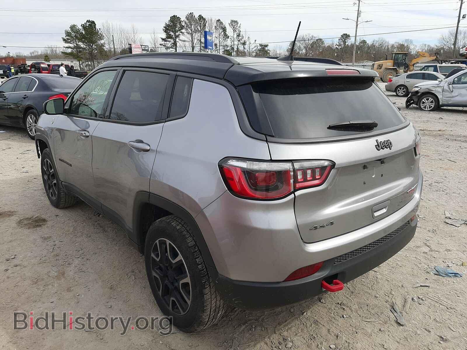 2019 JEEP COMPASS - VIN: 3C4NJDDB7KT689045 - Фото 3