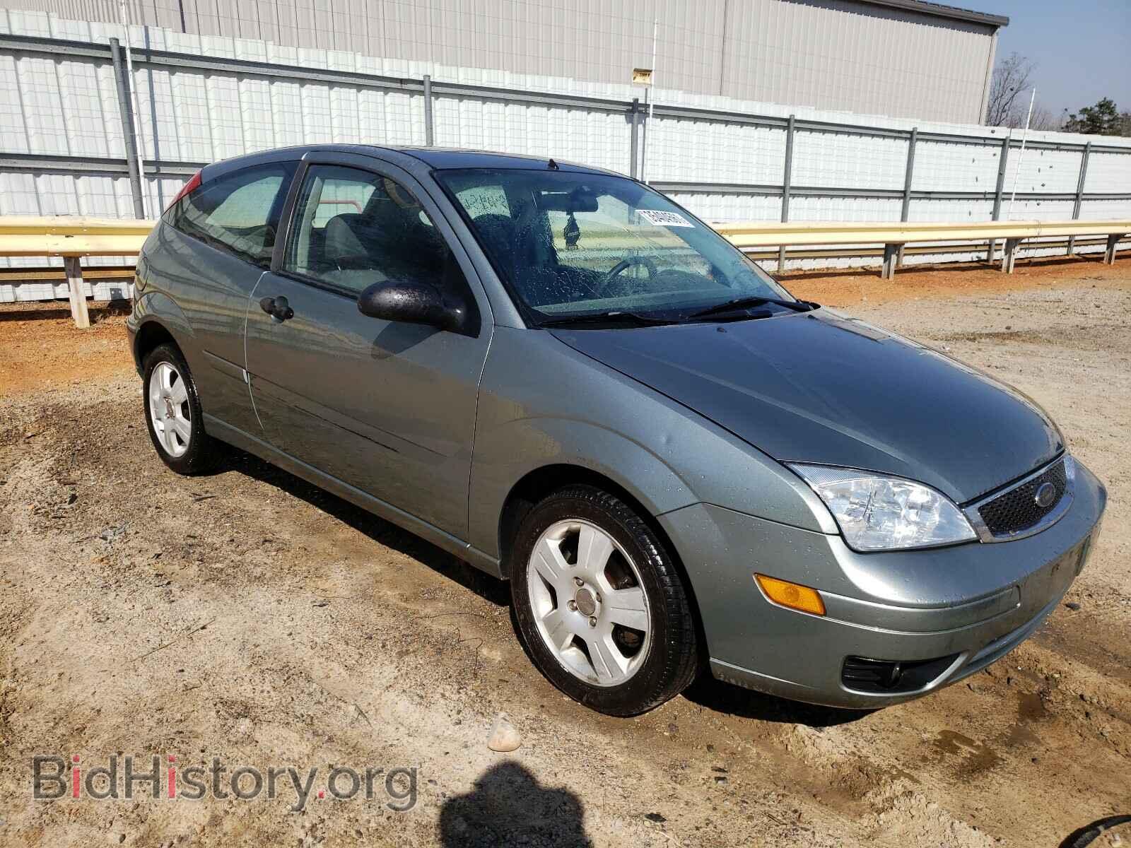 Photo 1FAFP31N56W147041 - FORD FOCUS 2006