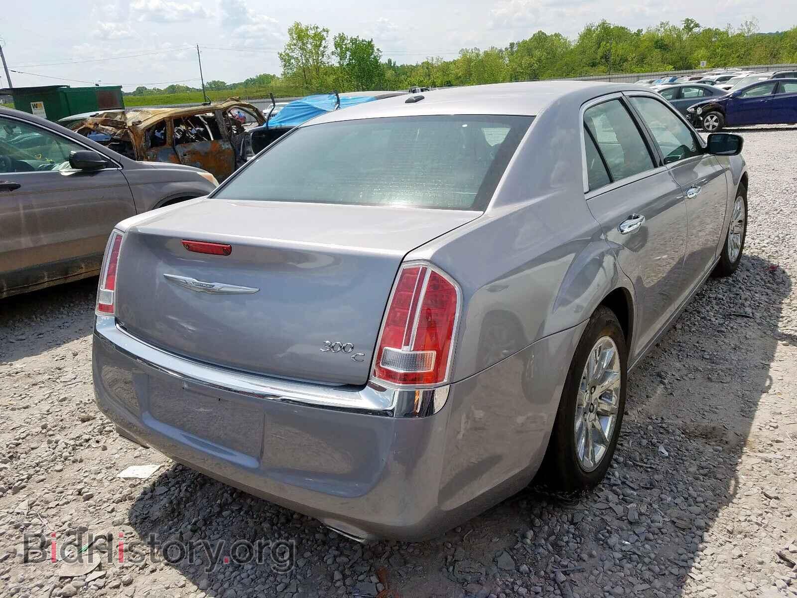 2014 CHRYSLER 300 - VIN: 2C3CCAEG0EH378620 - Фото 4