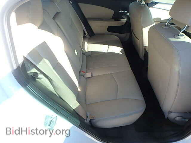 2012 CHRYSLER 200 - VIN: 1C3CCBBB7CN197713 - Фото 6