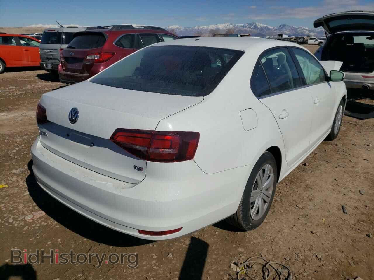 2017 VOLKSWAGEN JETTA - VIN: 3VW2B7AJ1HM350939 - Фото 4