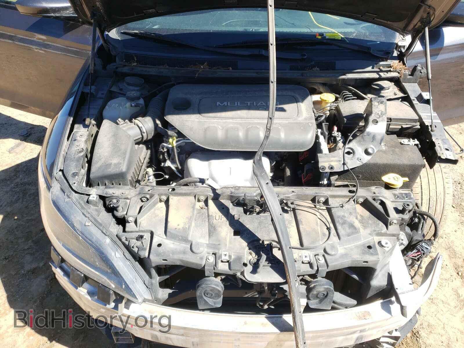 2016 CHRYSLER 200 - VIN: 1C3CCCBB9GN115752 - Фото 7