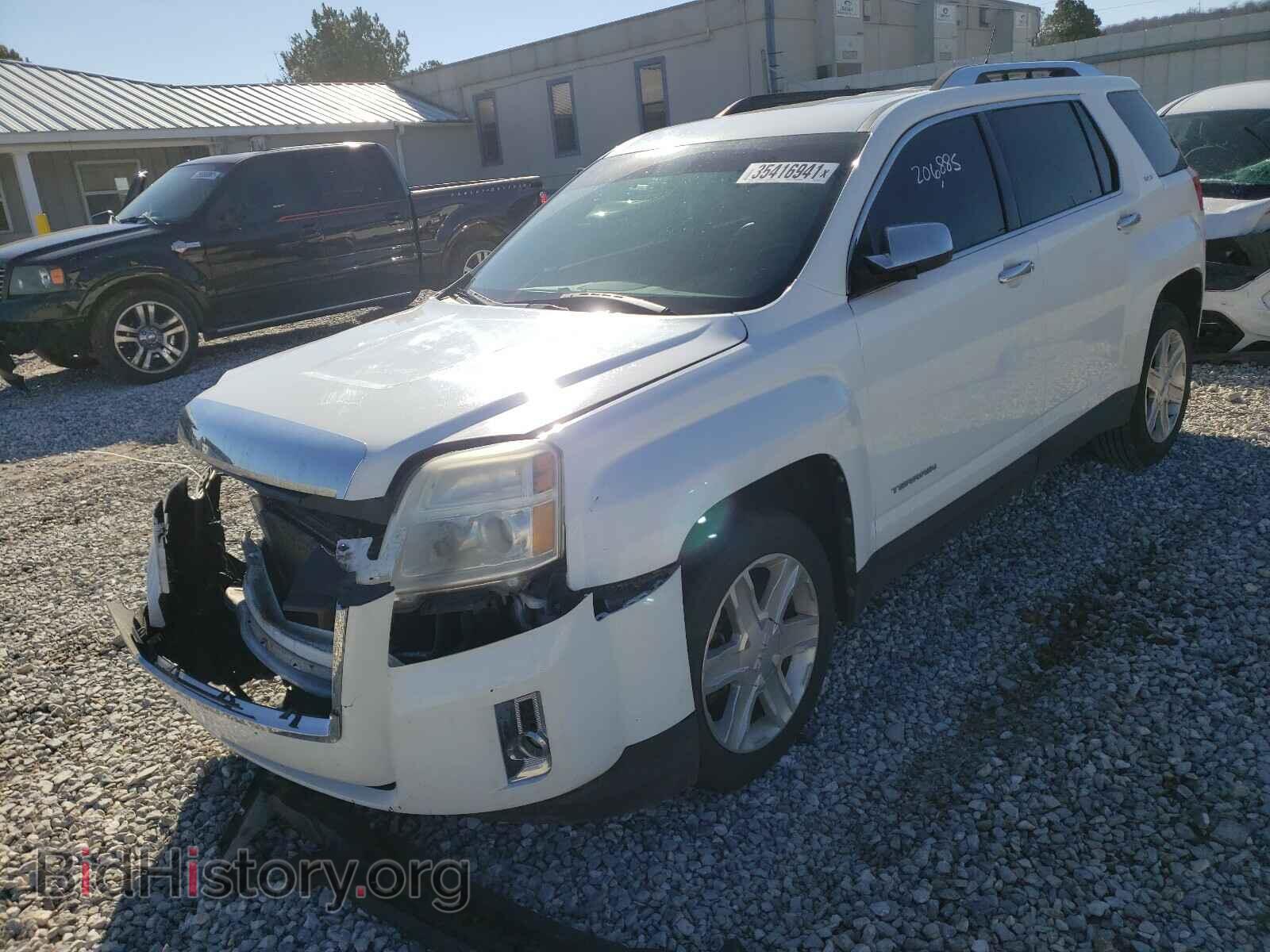 2011 GMC TERRAIN - VIN: 2CTALWEC3B6336810 - Photo 2