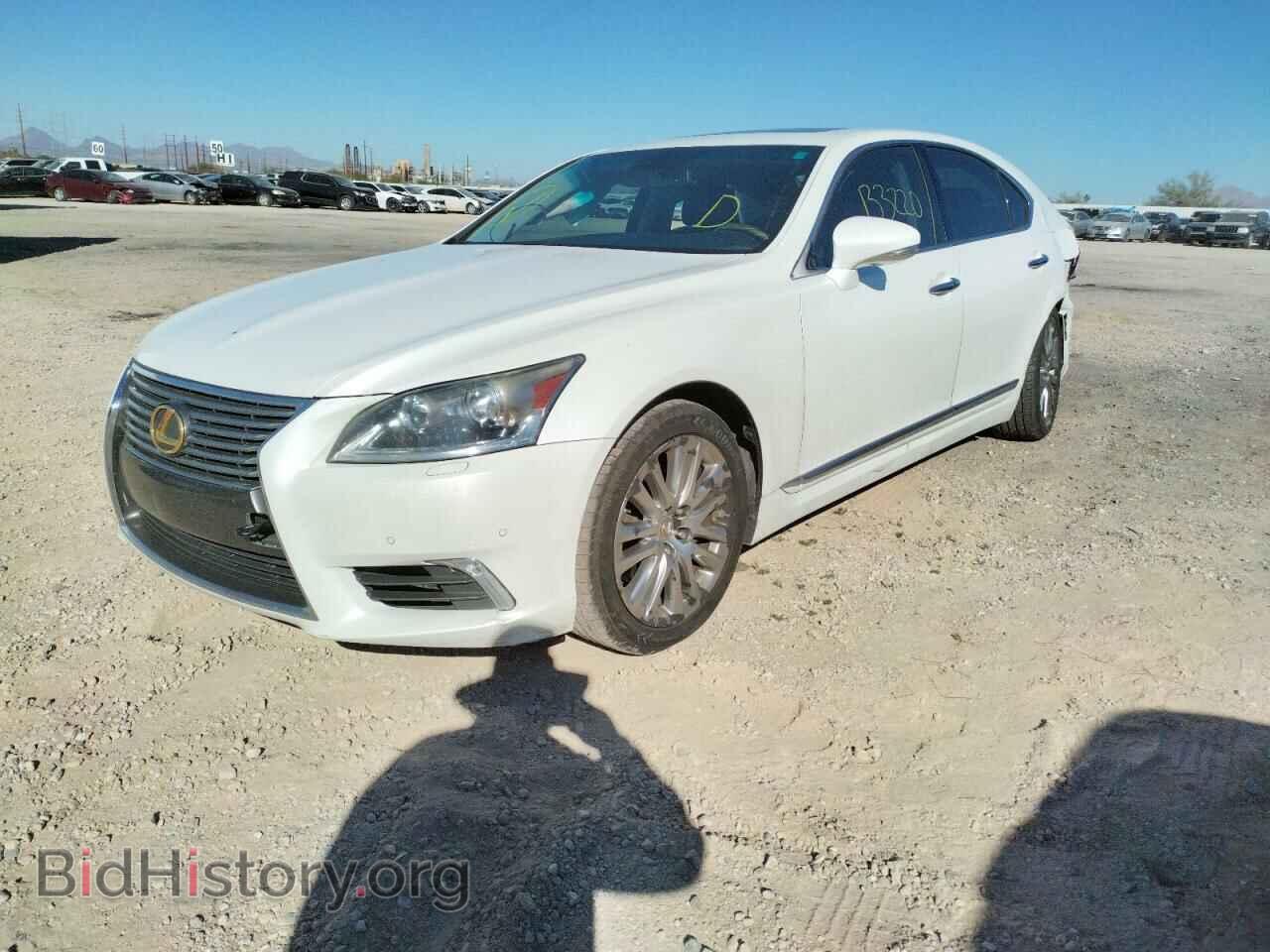 2013 LEXUS LS460 - VIN: JTHBL5EF9D5118193 - Photo 2
