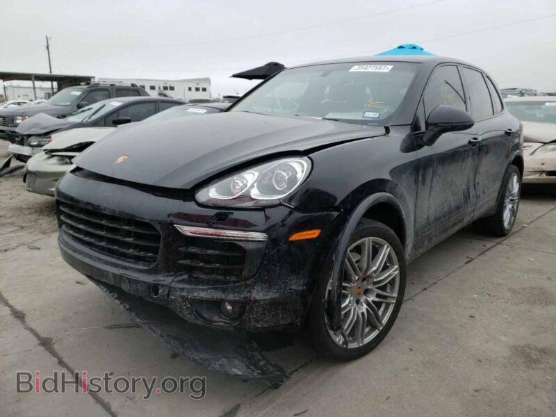 2017 Porsche CAYENNE (VIN WP1AA2A26HKA83476) — фото 2 из 10