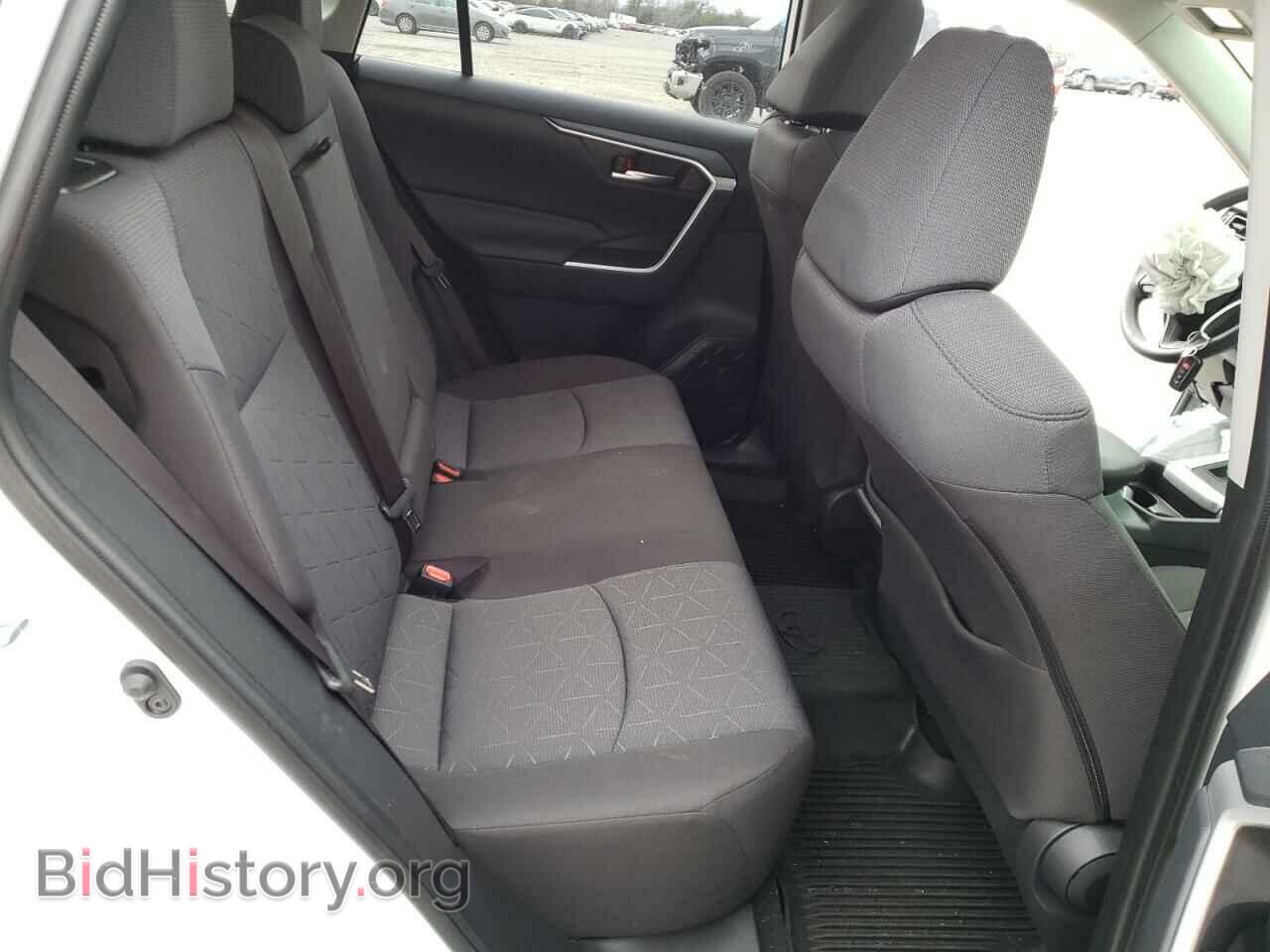 2019 TOYOTA RAV4 - VIN: JTMP1RFV9KD035165 - Фото 6