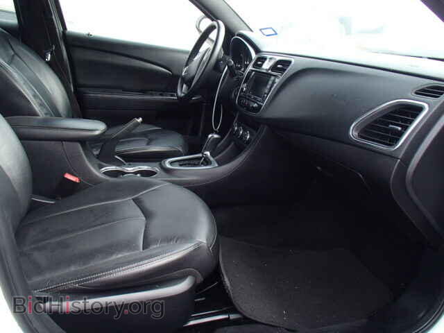 2011 CHRYSLER 200 - VIN: 1C3BC2FBXBN568903 - Фото 5