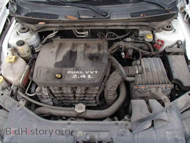 2011 CHRYSLER 200 - VIN: 1C3BC2FBXBN568903 - Фото 7