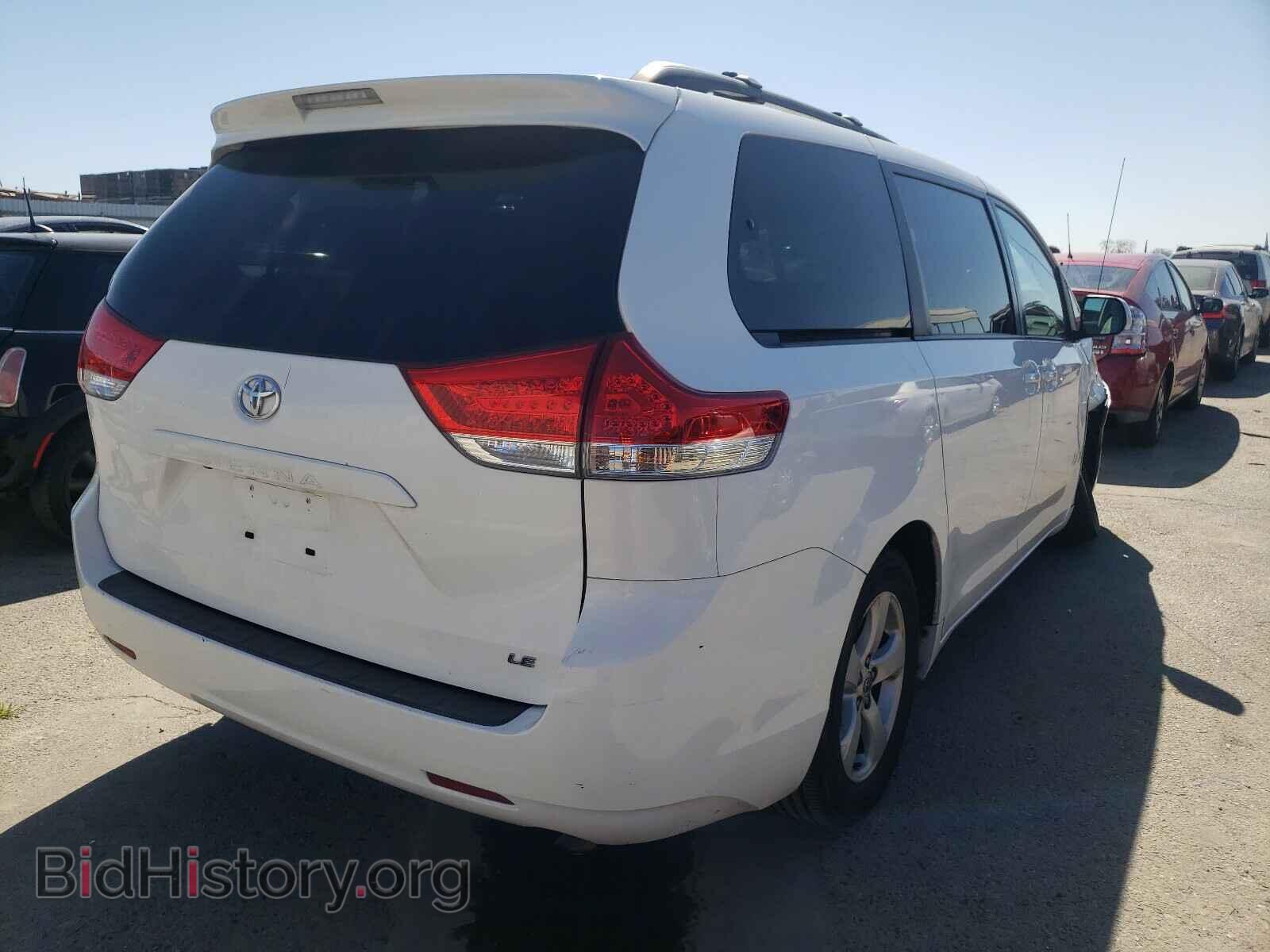 2012 TOYOTA SIENNA - VIN: 5TDKK3DC2CS195576 - Фото 4