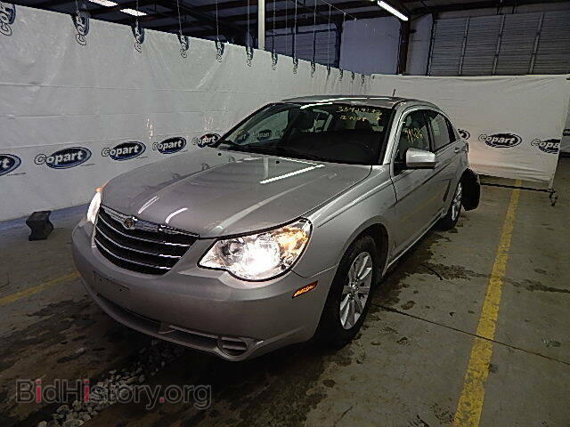 2010 CHRYSLER SEBRING - VIN: 1C3CC5FB7AN223655 - Фото 2