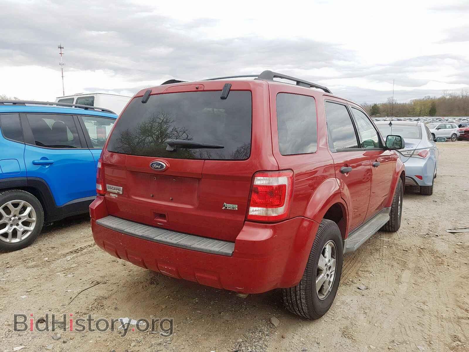 2011 FORD ESCAPE - VIN: 1FMCU9DG8BKA25096 - Photo 4
