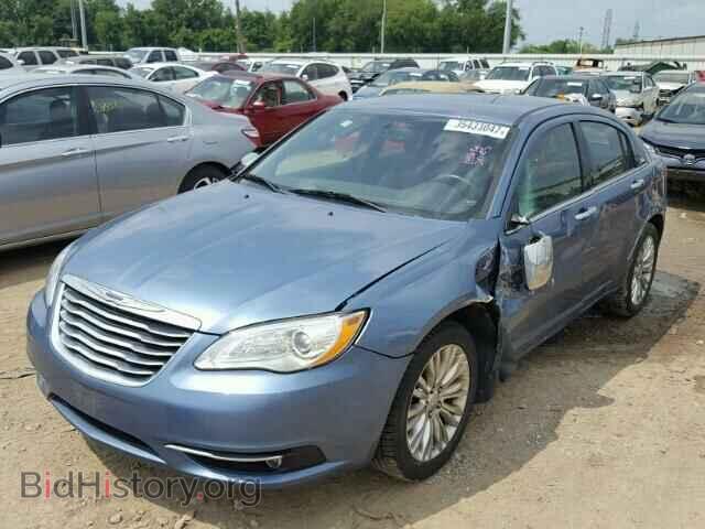 2011 CHRYSLER 200 - VIN: 1C3BC2FB3BN596915 - Фото 2