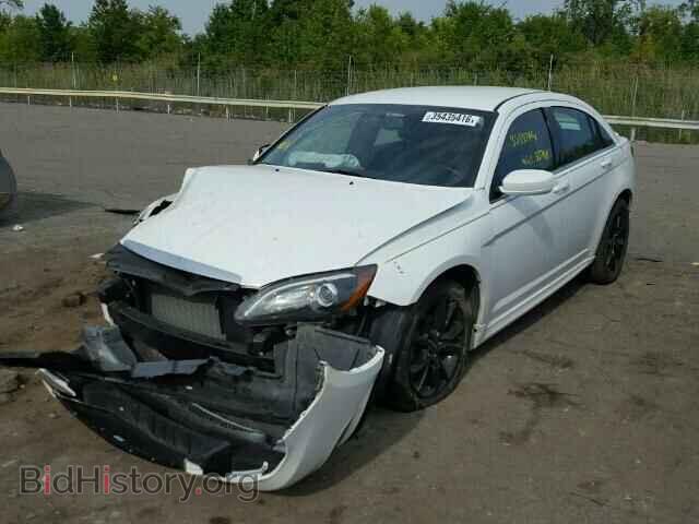 2013 CHRYSLER 200 - VIN: 1C3CCBCG9DN719298 - Фото 2