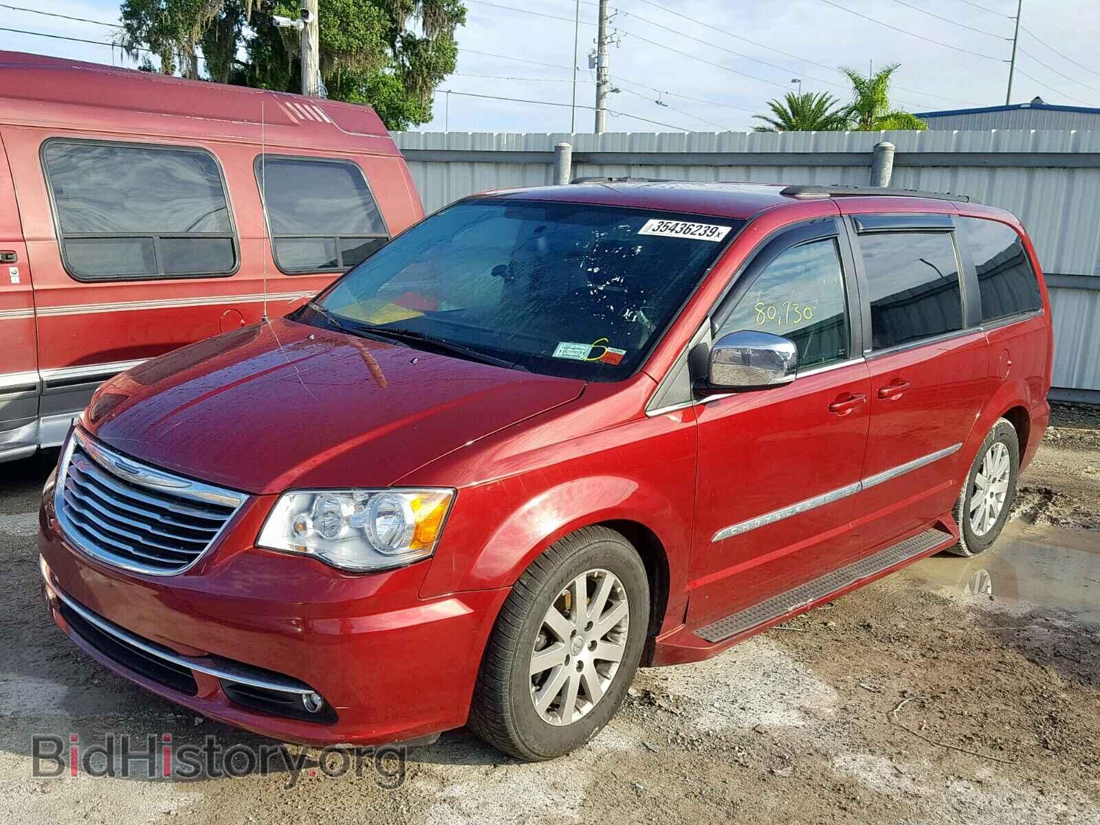 2011 CHRYSLER TOWN & COU - VIN: 2A4RR8DG9BR734075 - Фото 2