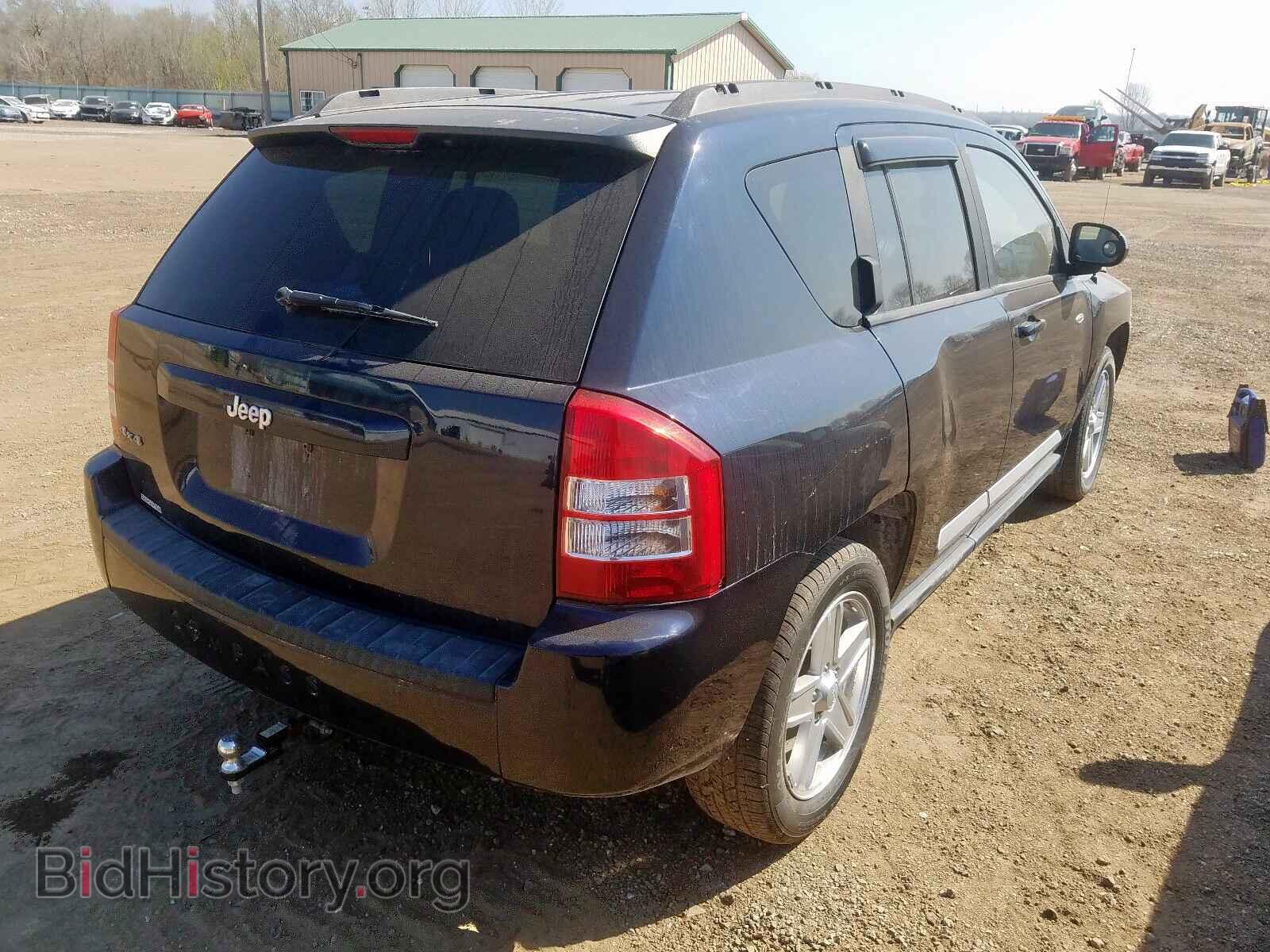 2010 JEEP COMPASS - VIN: 1J4NF1FB2AD646325 - Фото 4