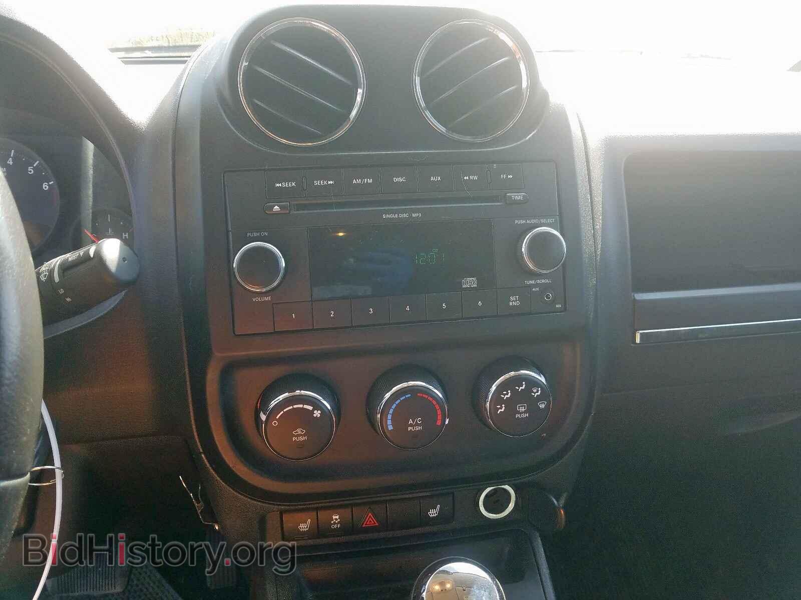 2010 JEEP COMPASS - VIN: 1J4NF1FB2AD646325 - Фото 9