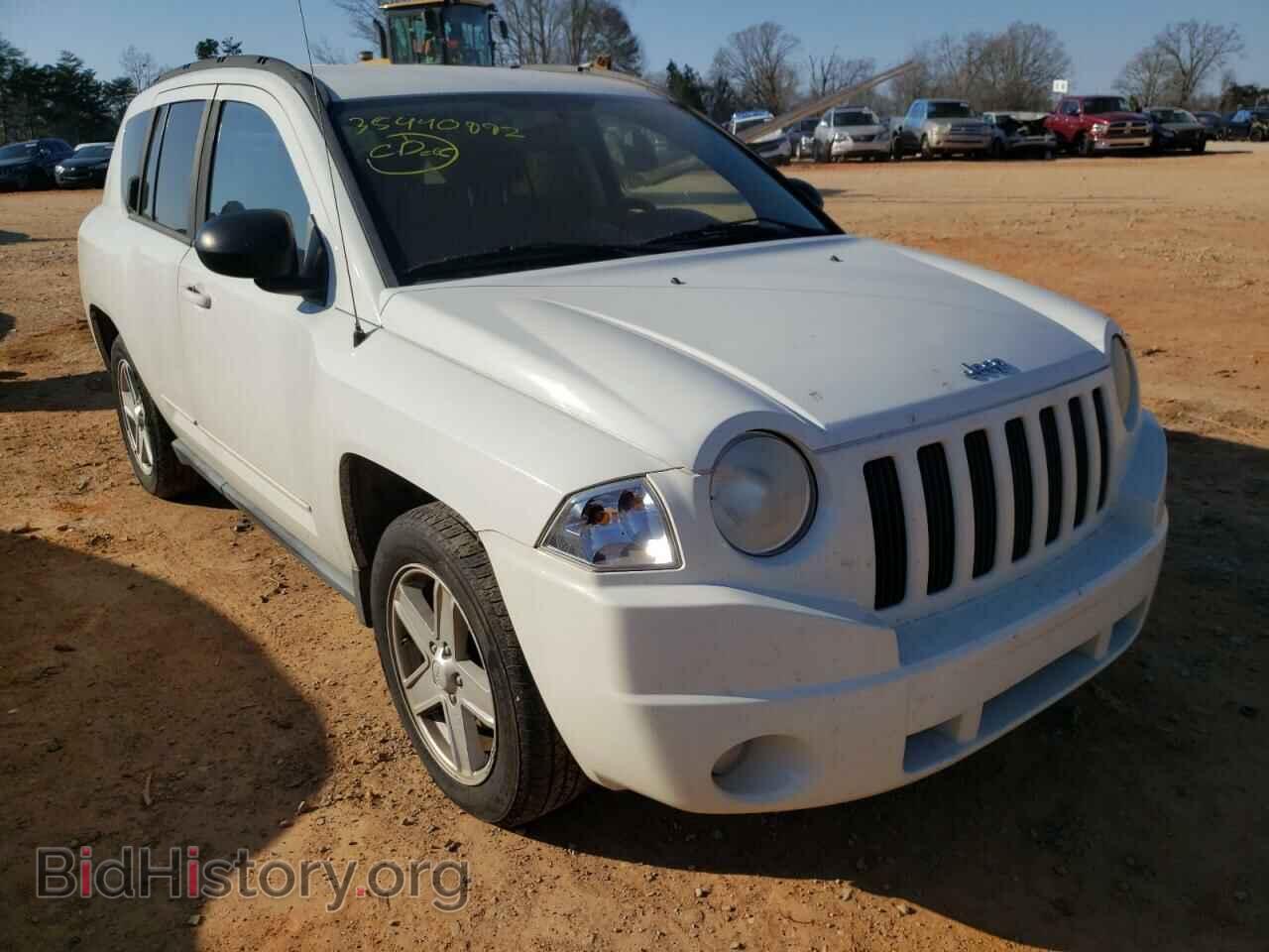 Photo 1J4NT4FA7AD513819 - JEEP COMPASS 2010