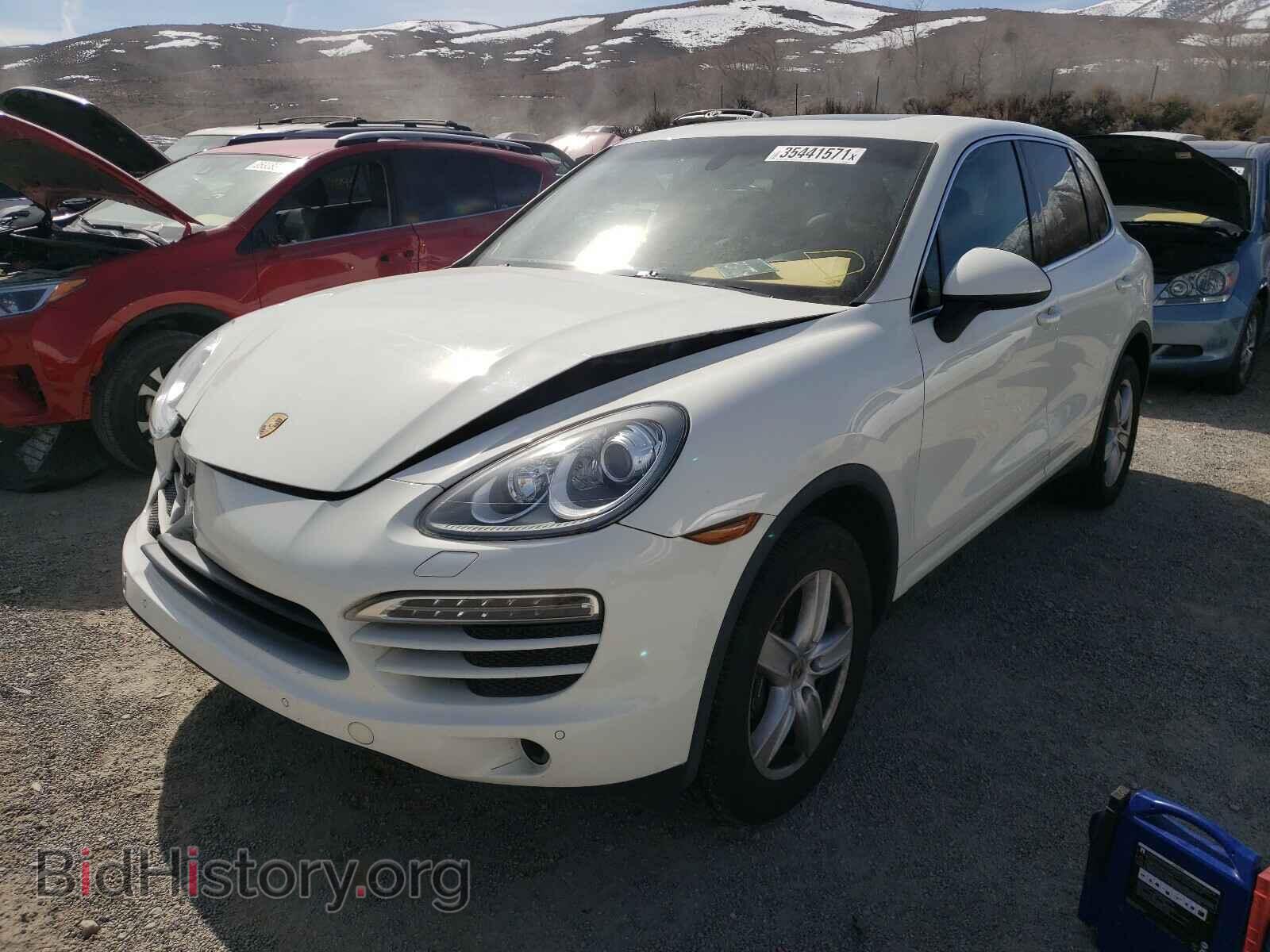 2011 PORSCHE CAYENNE - VIN: WP1AA2A26BLA05247 - Фото 2