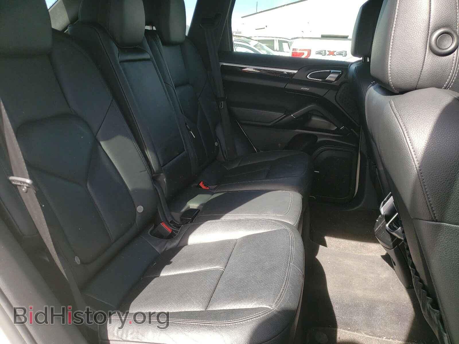 2011 PORSCHE CAYENNE - VIN: WP1AA2A26BLA05247 - Фото 6