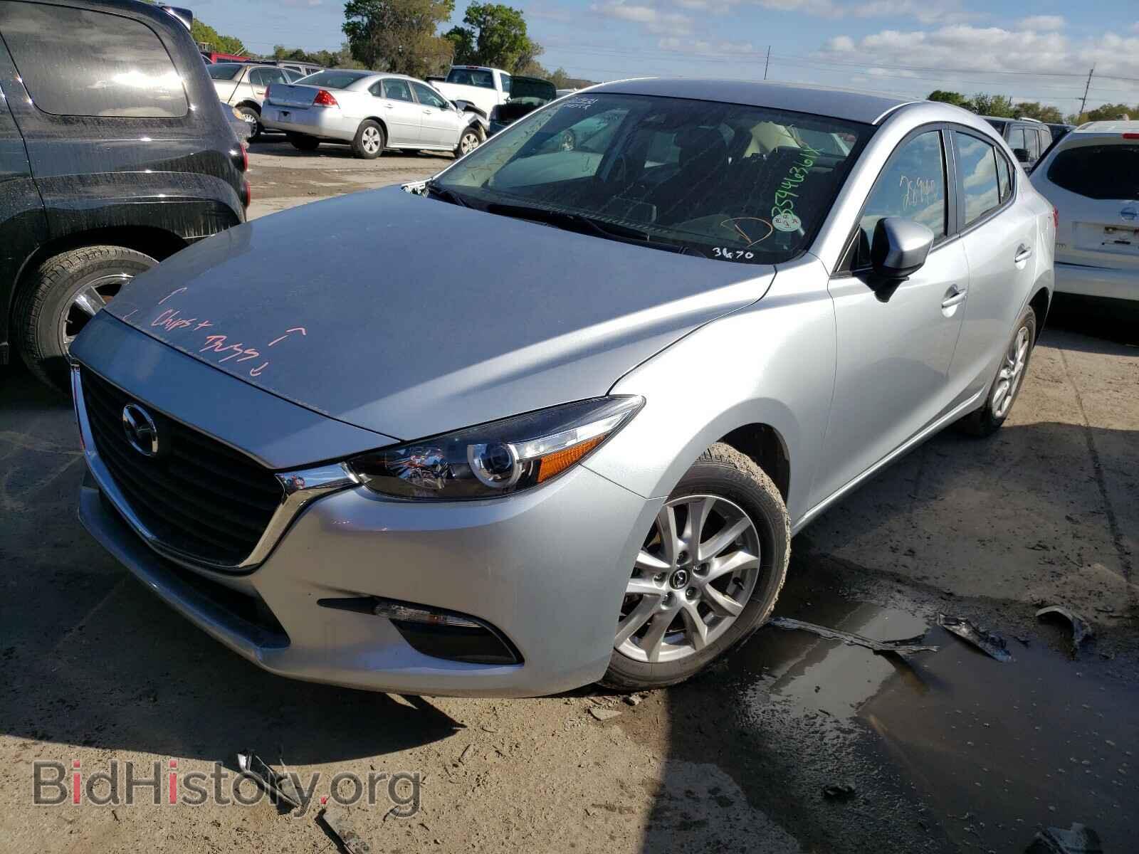 2018 MAZDA 3 - VIN: 3MZBN1U75JM193670 - Фото 2